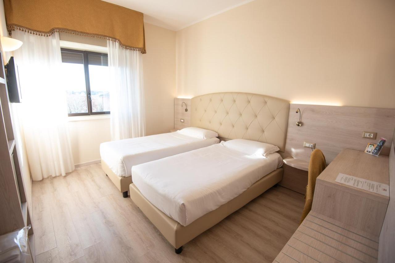 Hotel Castello Artemide Congressi Castel San Pietro Terme Ngoại thất bức ảnh