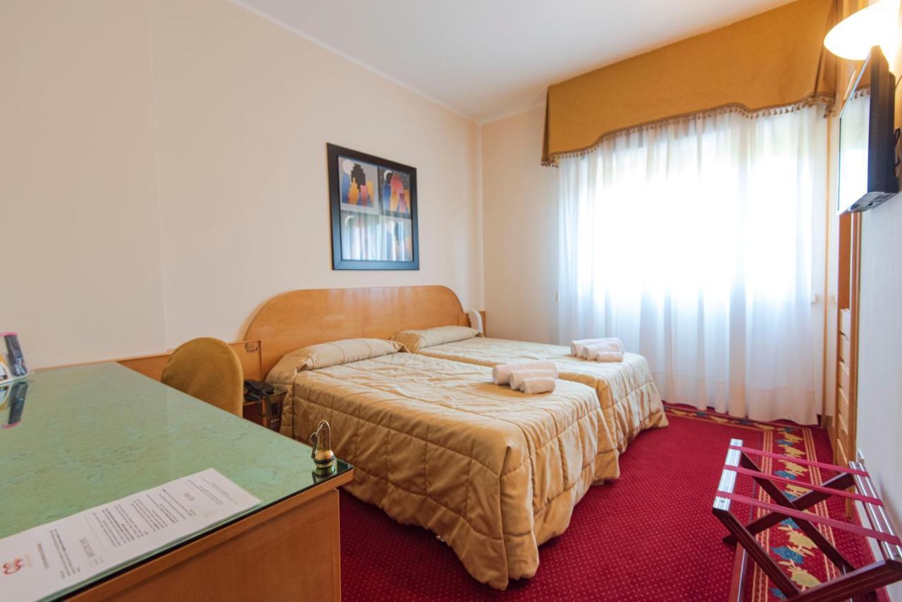 Hotel Castello Artemide Congressi Castel San Pietro Terme Ngoại thất bức ảnh