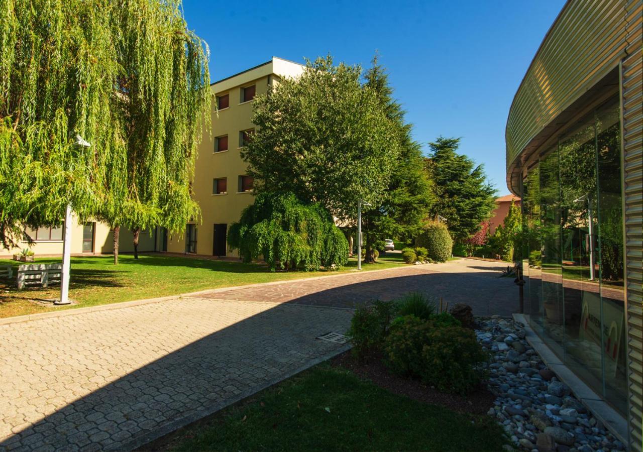 Hotel Castello Artemide Congressi Castel San Pietro Terme Ngoại thất bức ảnh